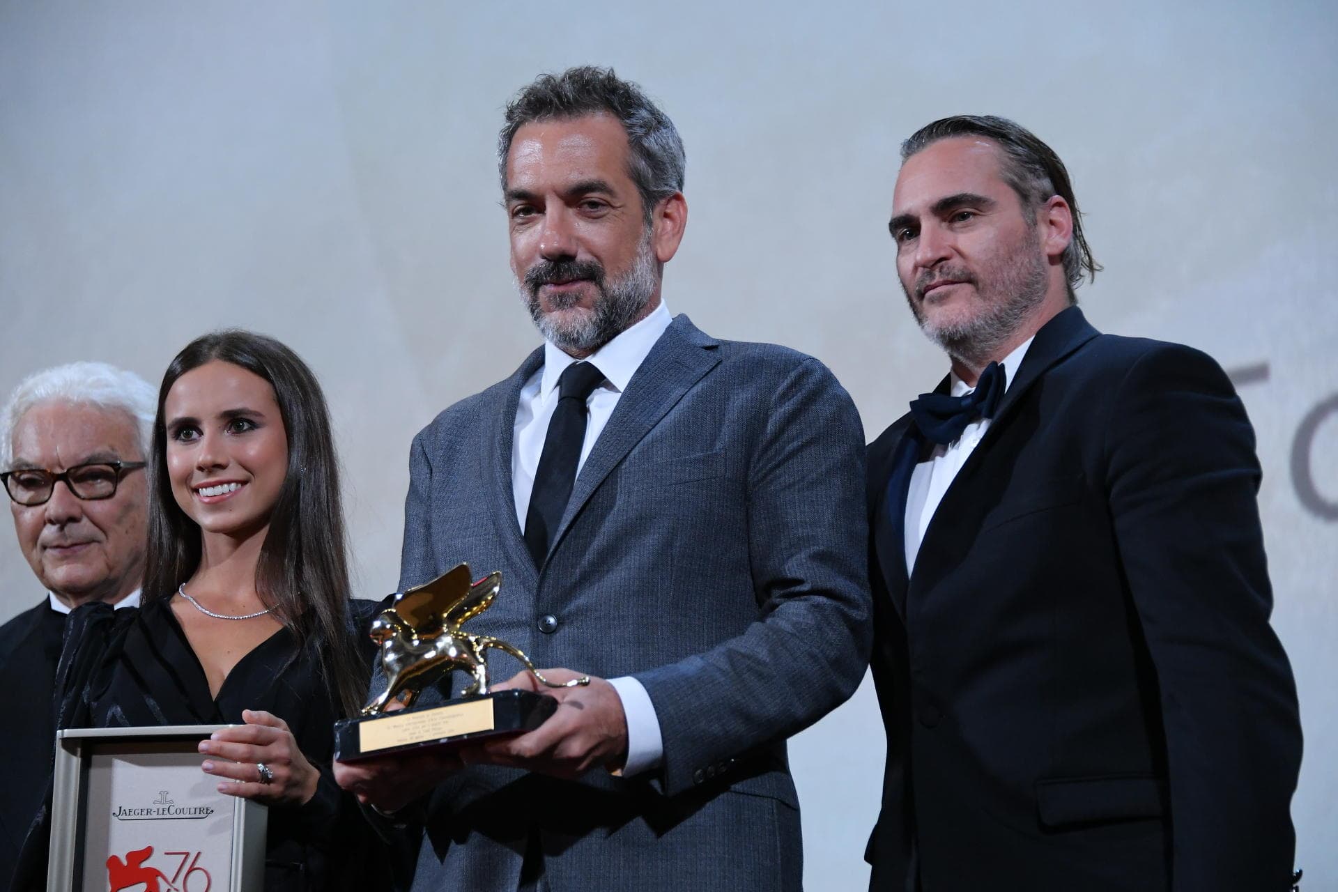 Festivali i Venecias, “Joker” fiton Luanin e Artë (VIDEO)