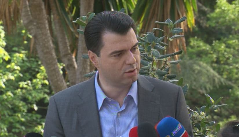 Basha akuza Ramës për Rrugën e Kombit, thirrje shqiptarëve që mos të paguajnë taksat 