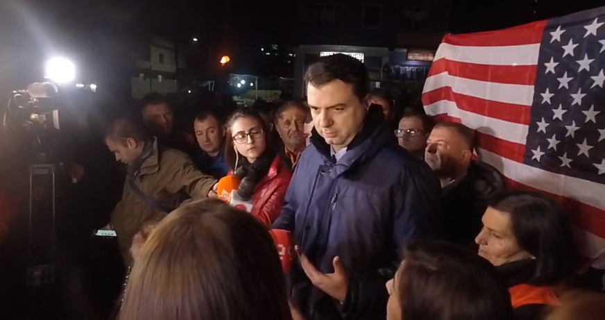 Protesta te Unaza e Re, Basha: Nesër nisim rezistencën, banorët t’i bashkohen protestës së studentëve (VIDEO)