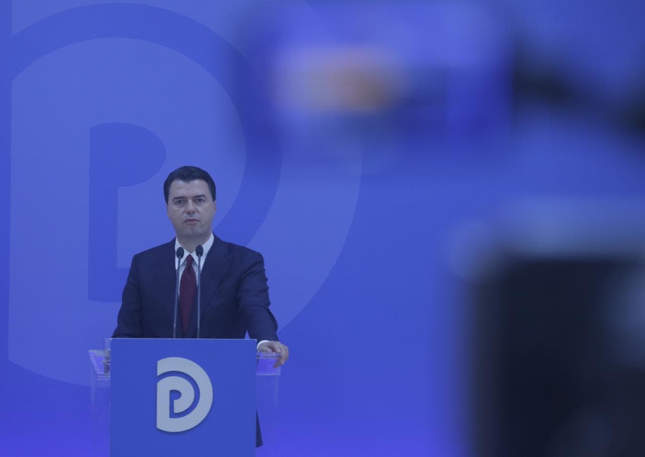   Basha deputetëve: Mos votoni pro rrëzimit të koncesioneve, do ndëshkoheni