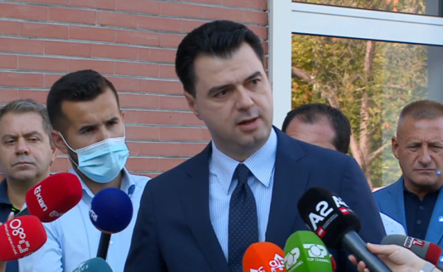     Kriza e Covid-19/ Basha: Qeveria ka lëvruar vetëm 32% të fondit total të dy paketave të premtuara