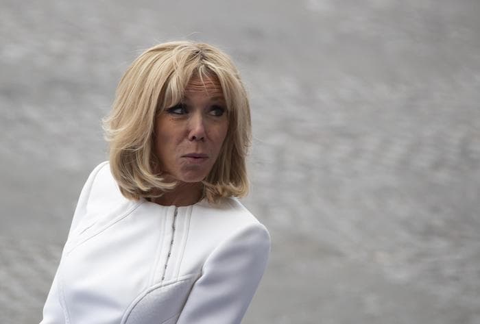 Një ushtri e tërë ndihmësish për Brigitte Macron