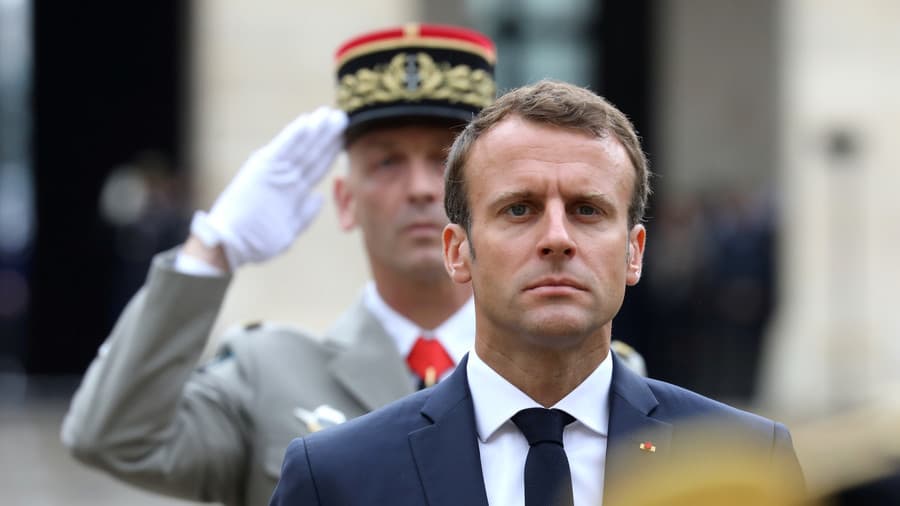 Plani i Macron për të rikthyer shërbimin ushtarak nuk gjen mbështetje te francezët: Para të hedhura kot
