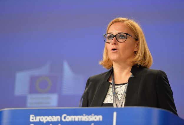 BE-Kosovës: Hiqni taksën, rifilloni dialogun me Serbinë (VIDEO)