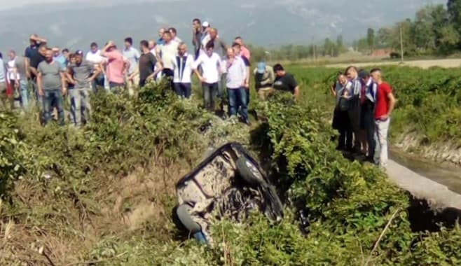 Aksident i rëndë në Kurbin, makina bie nga ura në kanal, vdesin 3 të rinj