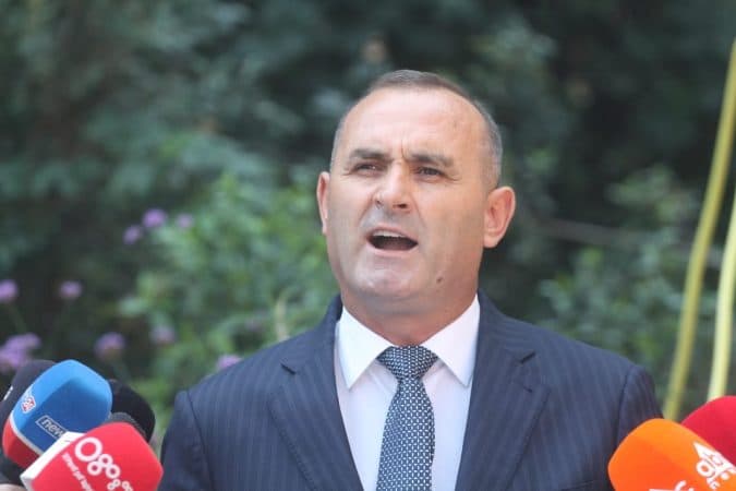 Manja: Nuk ka shans që Meta të shpërndajë Parlamentin