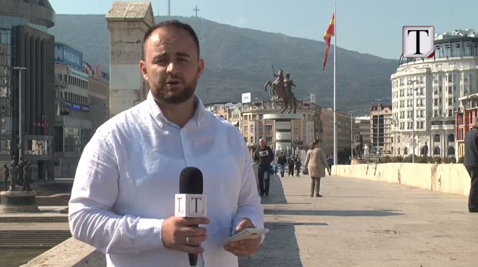 Referendumi në Maqedoni, nuk votuan as gjysma e qytetarëve (VIDEO)