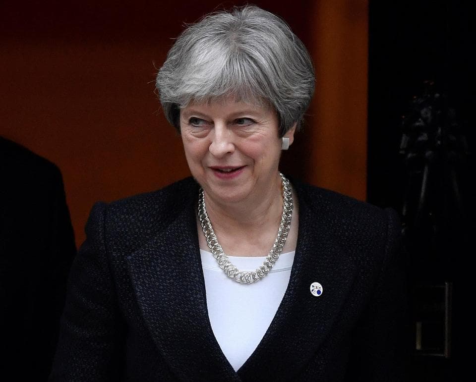 Britani/ Një dorëheqje e pritshme mund të rrëzojë edhe kryeministren nga pushteti