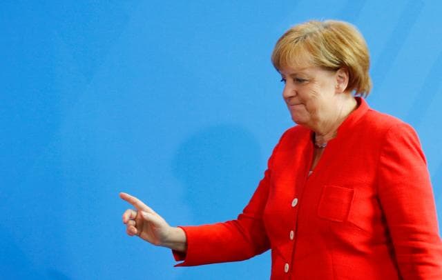 Merkel: Do të mbështesim Italinë në sfidën e emigrantëve