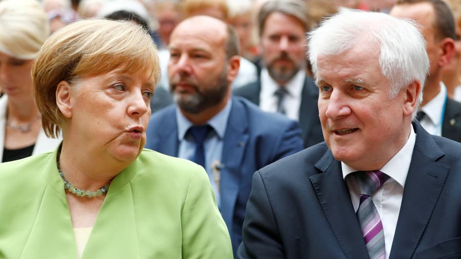 Merkel “qetëson” aleatin, arrihet marrëveshja që mban në këmbë qeverinë gjermane (VIDEO)