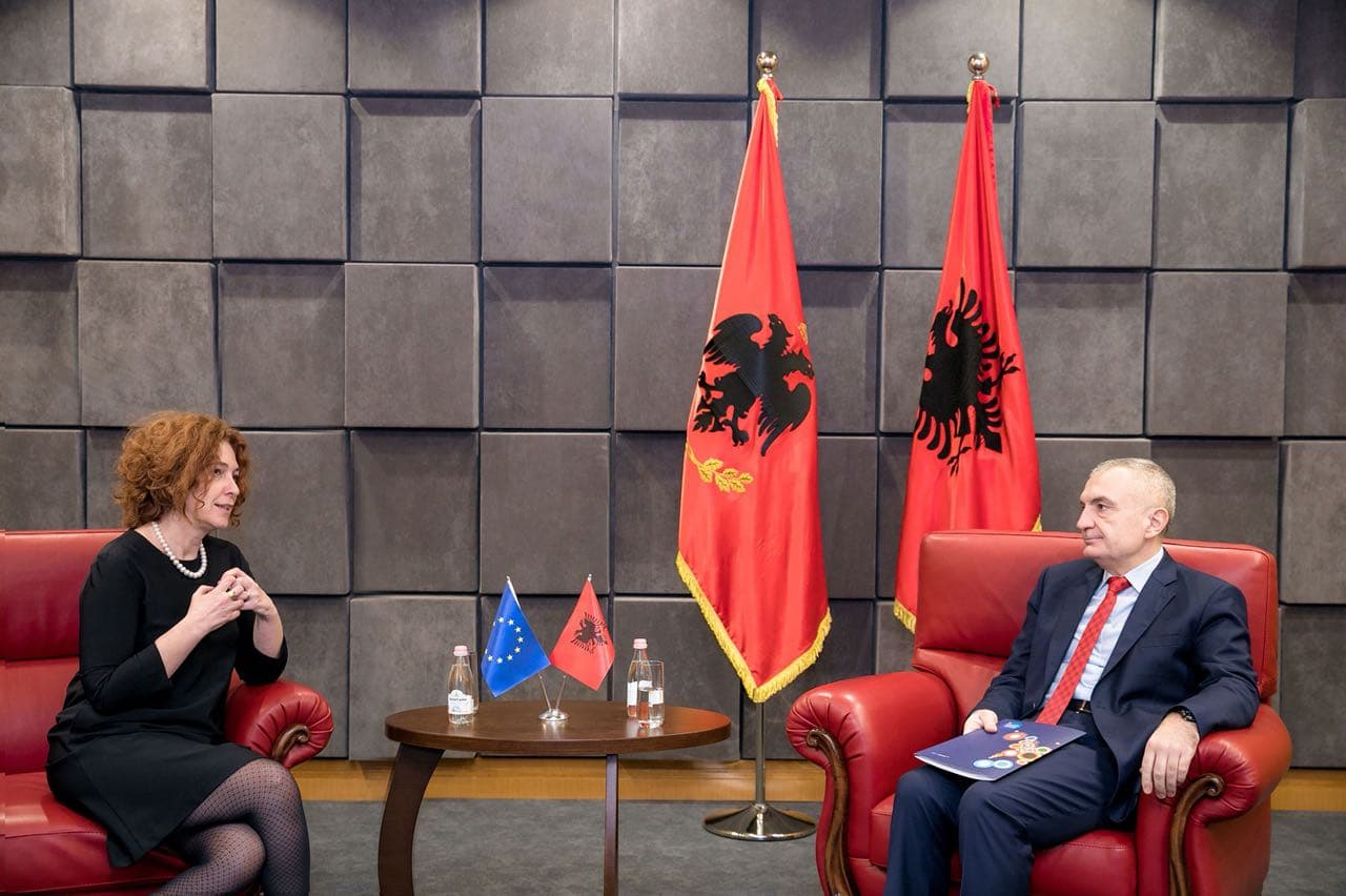 Strategjia e re e BE, Meta: Të lexohet me vëmendje nga politika