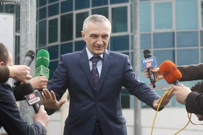 Një hap më pranë dekretimit, Meta liron Lleshin nga detyra si ushtarak (VIDEO)