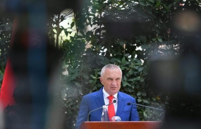 Presidenti: Numri i ulët i mjekëve, situatë kritike në Shqipëri