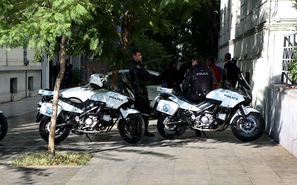 Një pako e dyshimtë alarmon Ministrinë e Jashtme greke (VIDEO)