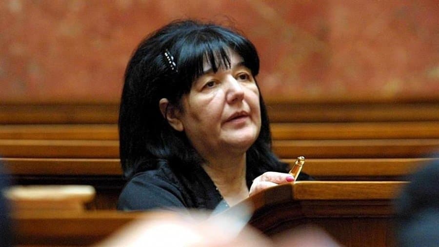 Gruaja e Millosheviçit dënohet me burg