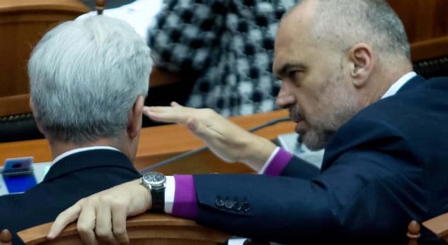 Edi Rama thyen heshtjen pas akuzave të PD për vëllain e ministrit Fatmir Xhafaj