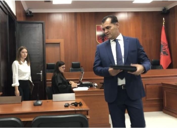 Gjyqtari i Kushtetueses në veting/ Muçi: Më jepni kohë sa të vijnë aktet nga Turqia