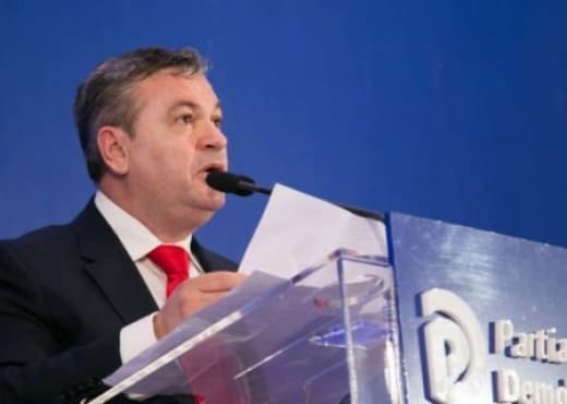 Nuk hoqi dorë nga mandati, Murrizi: 7-8 deputetë të PD mendojnë si unë