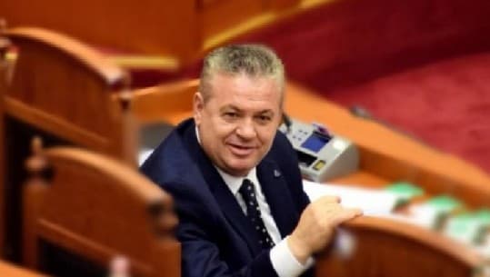 Murrizi: Nuk e mban opozita parlamentare Ramën në pushtet, por ata që u ulën në prehërin e Damianit