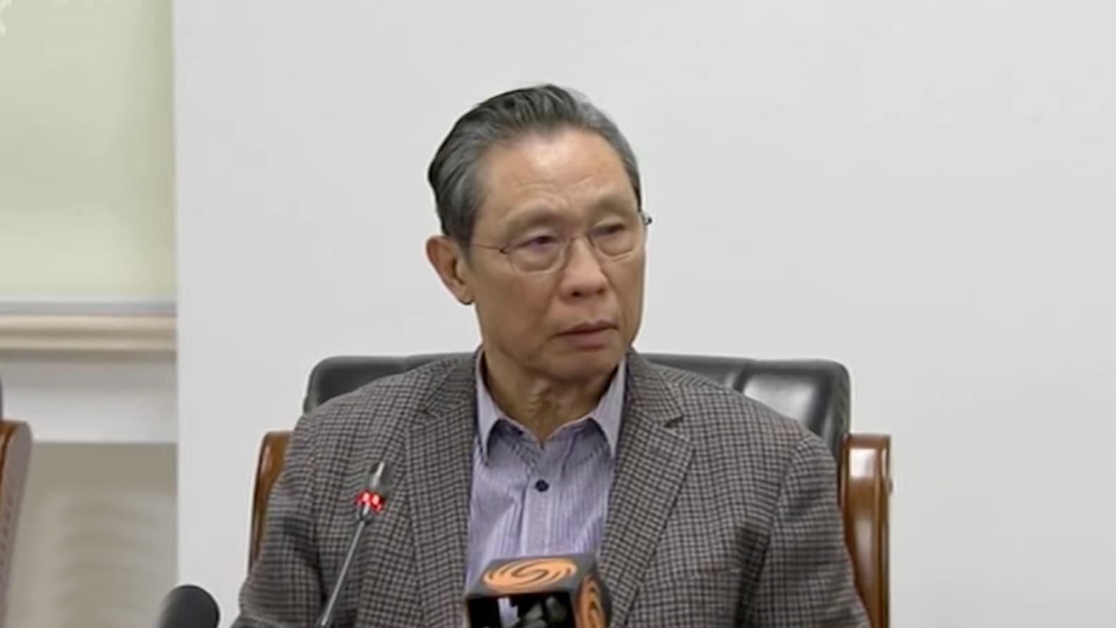 Zhong Nansan, personi që mbikëqyr hetimet për koronavirusin (VIDEO)