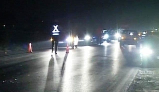 Përplasen dy automjete në aksin rrugor Fier-Lushnjë, plagosen tre persona