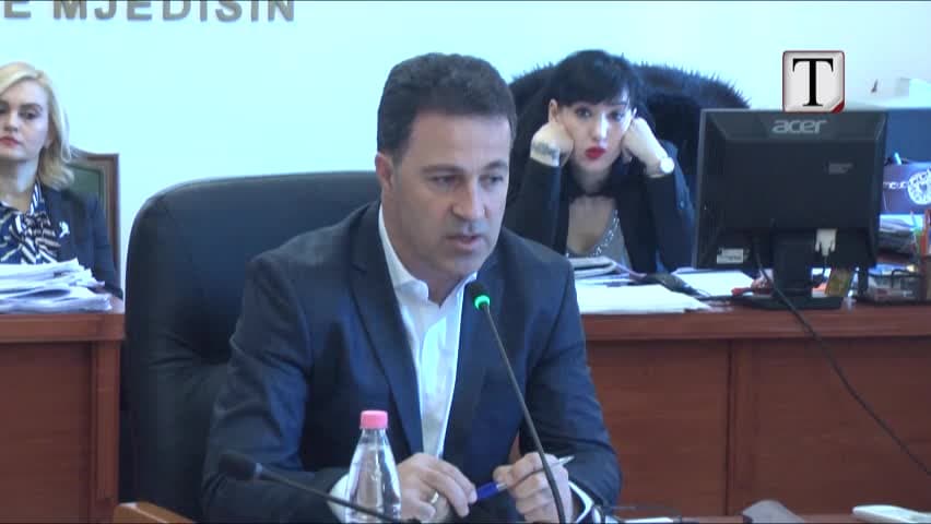 Peleshi: Fermerët shqiptarë të pafuqishëm për të prodhuar (VIDEO)
