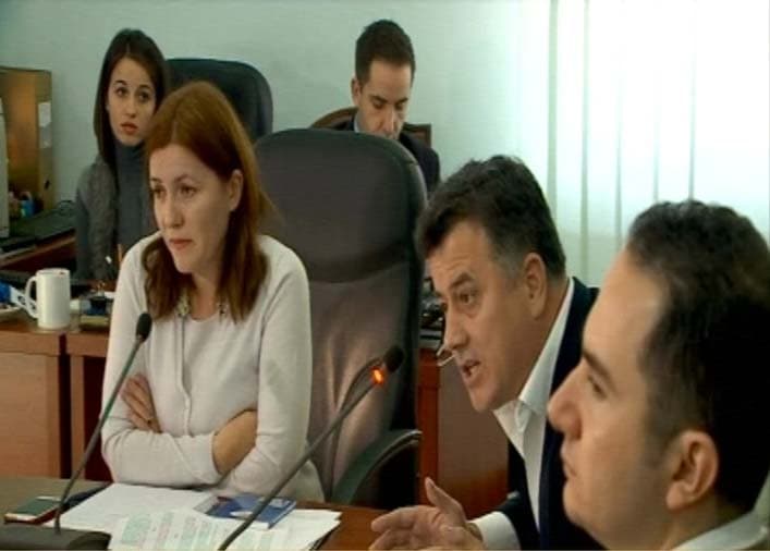 Debate te Komisioni i Sigurisë, Noka: Kanë dalë emra që lidhen me Habilajt, apo jo znj. ish-zv.ministre?