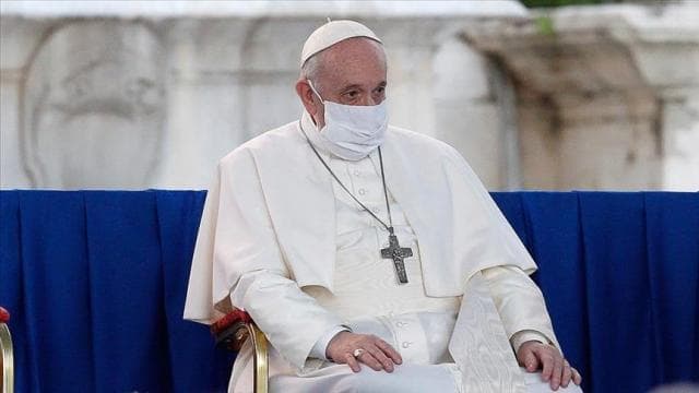 Papa Françesku merr dozën e dytë të vaksinës anti-covid