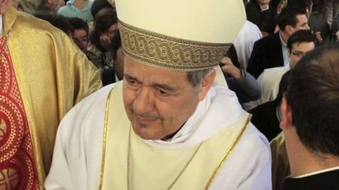 Papa pranon dorëheqjen e peshkopëve kilianë mbi skandalin e abuzimit seksual me fëmijët