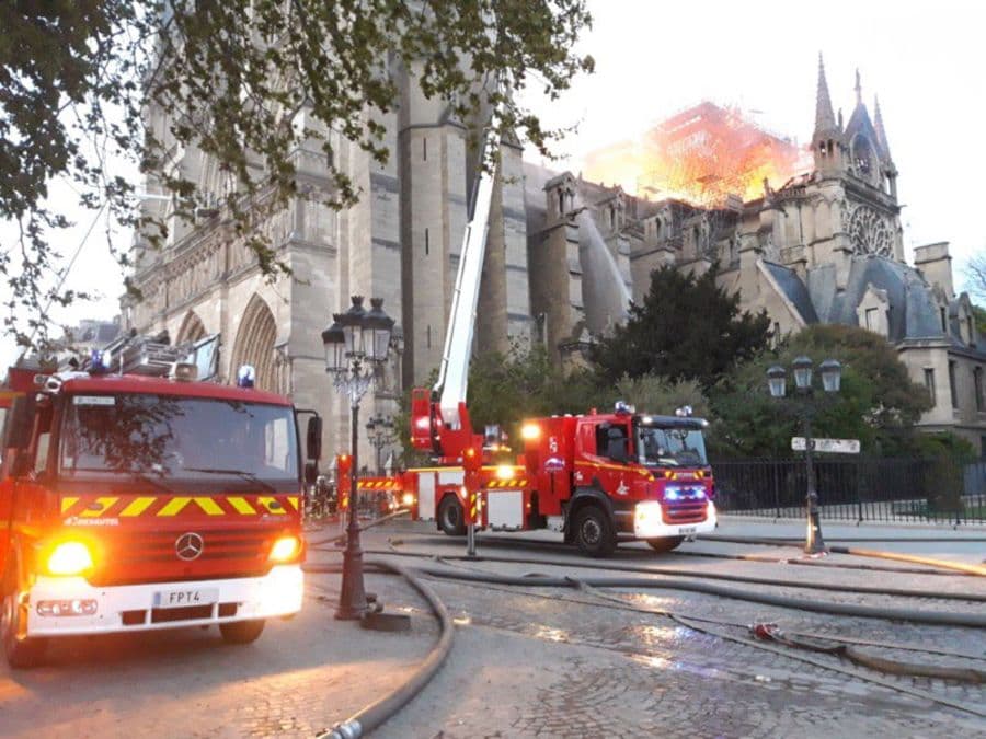 Zjarri në Paris: Keqardhja për katastrofën e ikonës së kulturës botërore