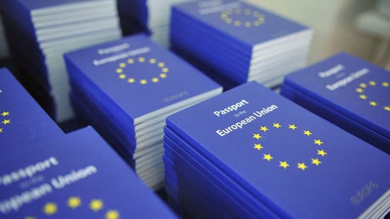 Nënshtetësia në një vend të BE-së/ Shqiptarët, ndër përfituesit kryesorë në vitin 2017