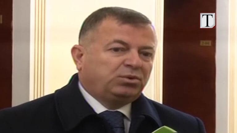PD kundër Meçollarit edhe pse ka vlerësime për të (VIDEO)