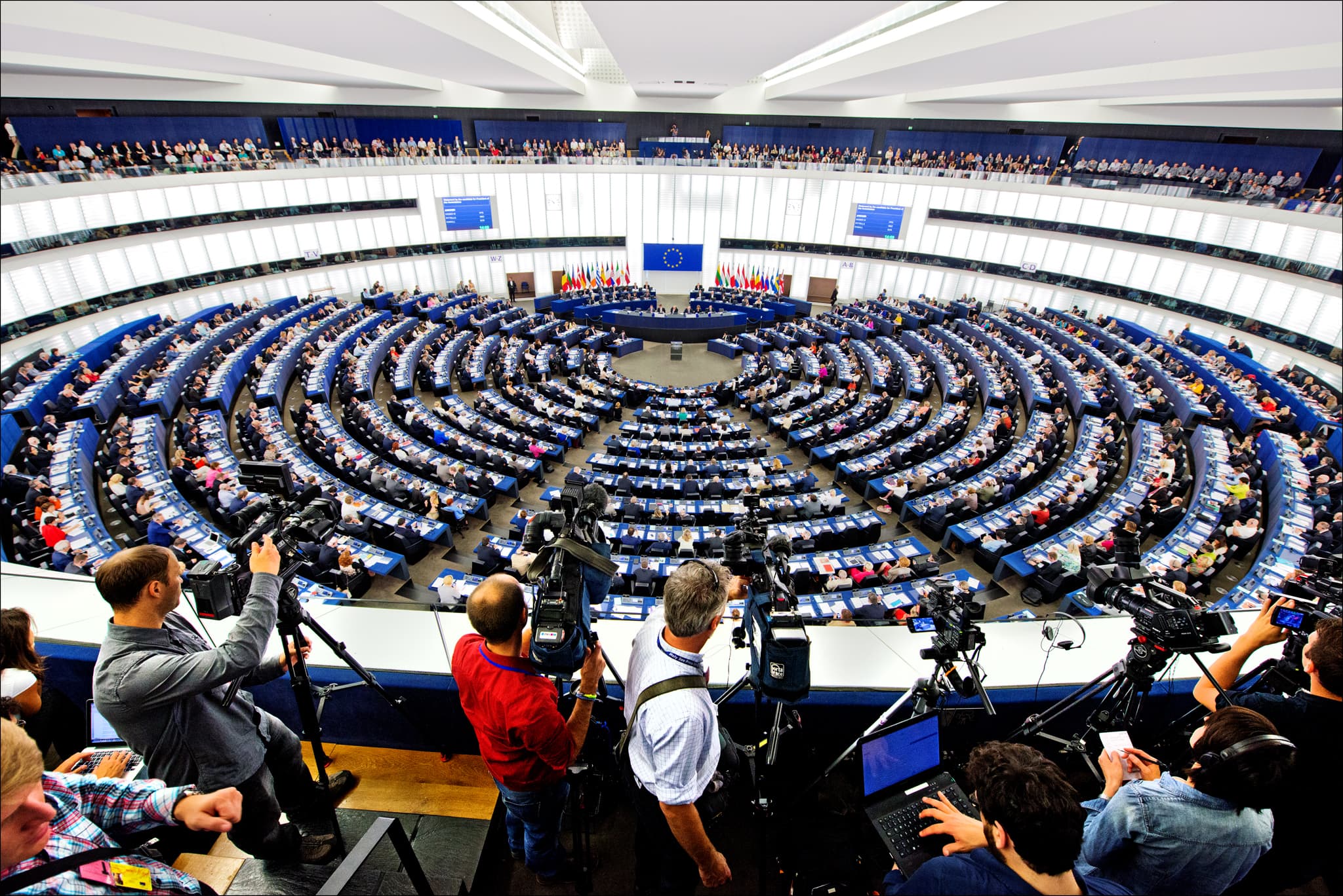 “Vlerat europiane janë në rrezik”, propozohet fond shtesë për OJQ-të në vendet anëtare