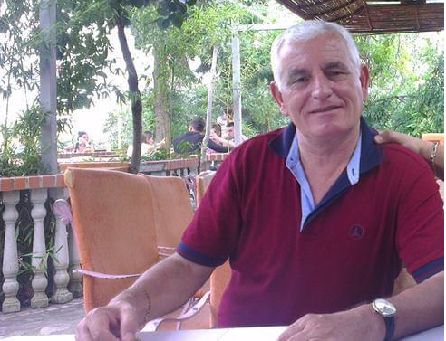 Ishte prekur nga Covid-19/ Pedagogu i Shkencave të Natyrës tenton të vetëflijohet në Elbasan
