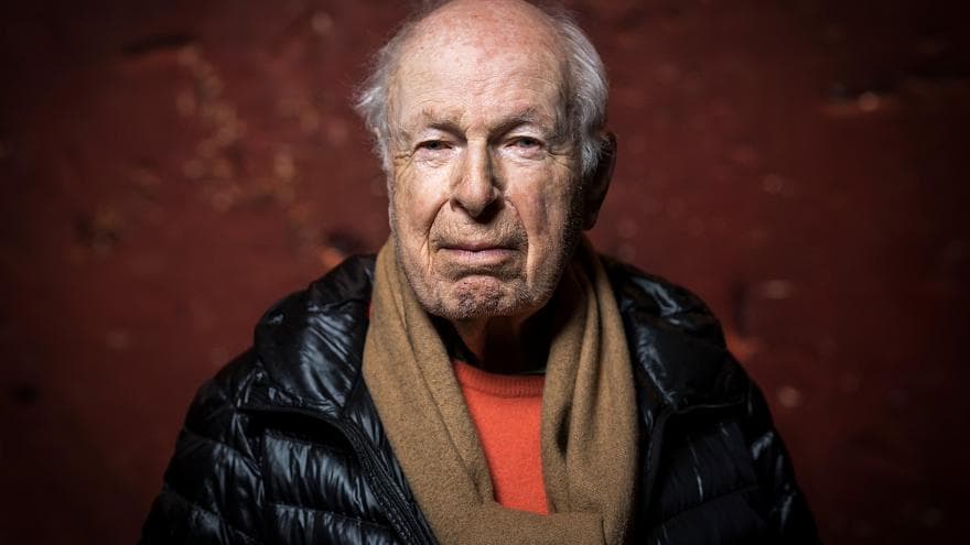 Regjisori i famshëm i teatrit Peter Brook fiton çmimin prestigjioz të arteve “Princesha e Asturiasit”