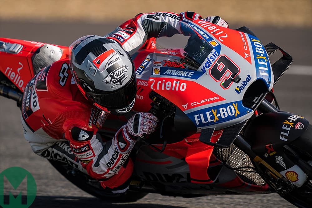 Mbi motor prej shumë vitesh, piloti i Moto GP merr edhe patentën për rrugë