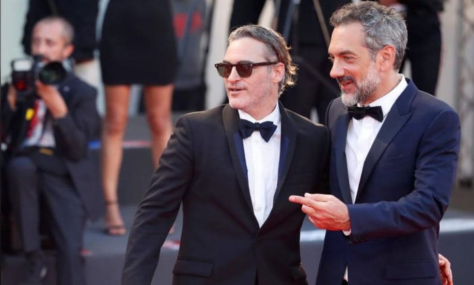 Venecia: Joaquin Phoenix e Tod Phillips prezantohen me filmin e ri “Joker”