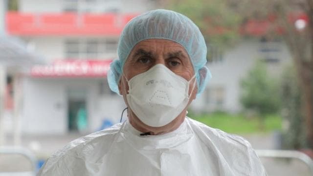 U vaksinua disa disa ditë më parë, rezulton pozitiv me Covid Pëllumb Pipero