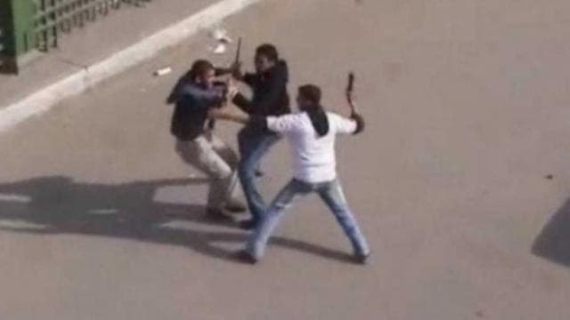 Sherr mes familjeve në Dibër/ Arrestohen dy persona dhe dy të tjerë përfundojnë në spital