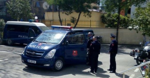 Plagoset në rrethana të panjohura 28-vjeçari nga Tirana