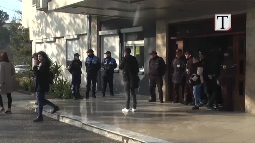 Policia në Universitete, Lleshaj: E kërkoi administratori (VIDEO)