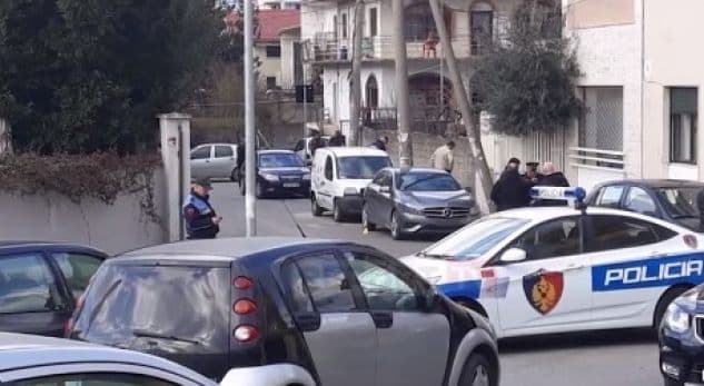 Tiranë, vritet me armë zjarri ish-polici 
