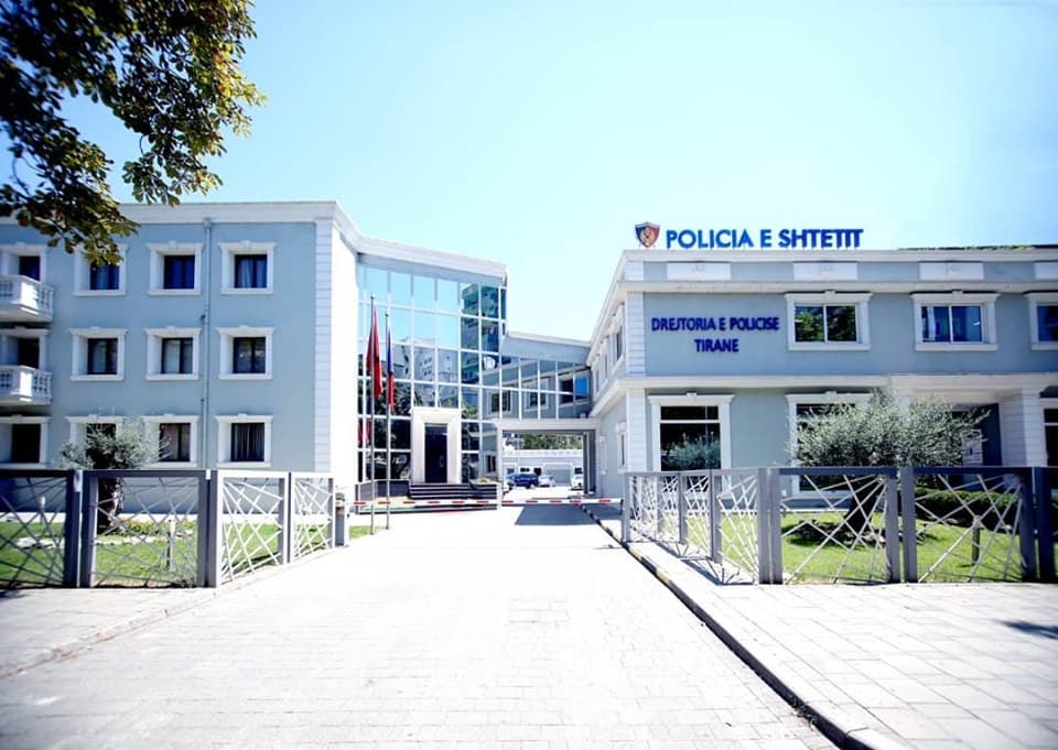 Vepra të ndryshme penale/ Policia arreston katër persona në Tiranë