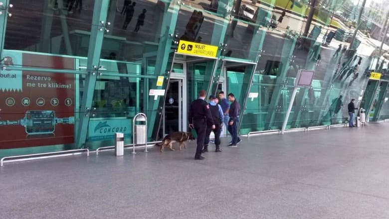 Tentoi të trafikojë një vajzë si prostitutë në Itali, Krimet e Rënda lënë në burg të dyshuarin