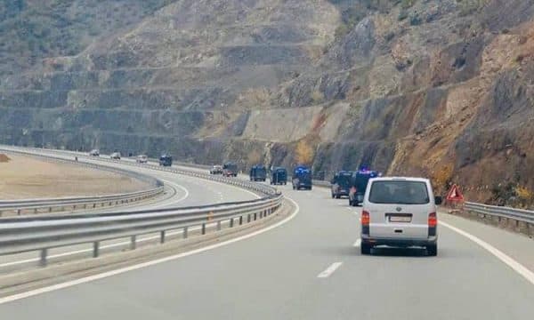 Policia e Kosovës niset drejt Shqipërisë në ndihmë të të prekurve nga tërmeti