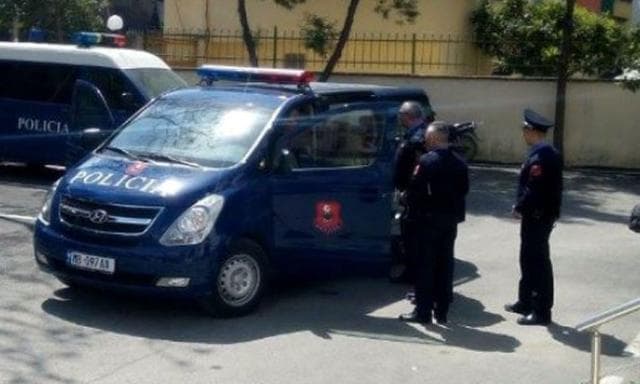 Pogradec/ 64-vjeçari dhunon dy nuset, i biri “hakmerret” ndaj të moshuarit