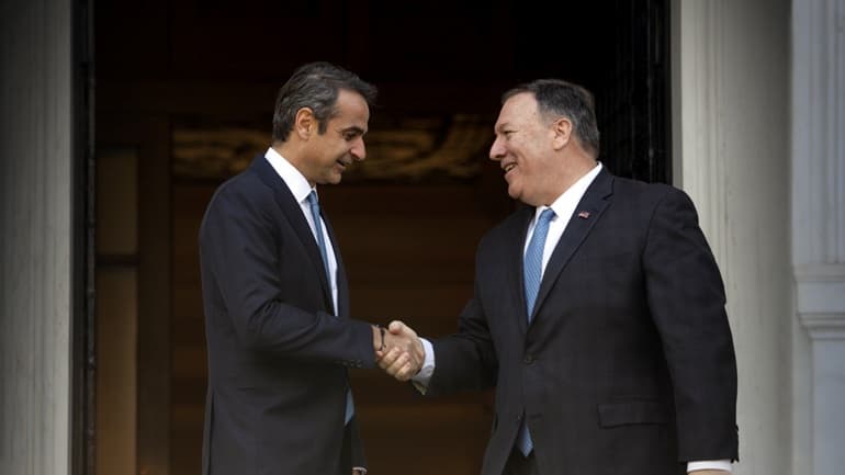 Pompeo në Athinë, mbështet Greqinë, dënon aktivitetin turk në Mesdhe (VIDEO)