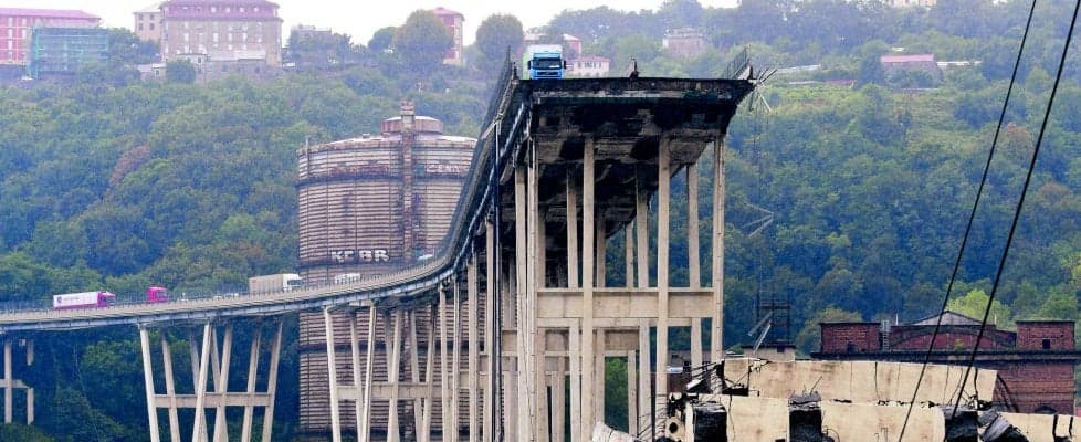 Dy defektet që nxori në pah tragjedia e Xhenovës