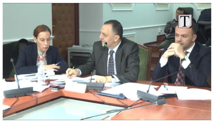 Pronat, miratohet projektligji për kalimin e pronësisë dhe kadastrën (VIDEO)