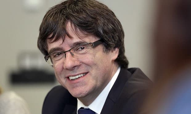 Gjykata spanjolle heq urdhër-arrestin ndërkombëtar për Puigdemont